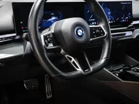 BMW i5 thumbnail 23
