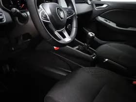 Renault Clio thumbnail 24