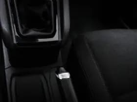 Renault Clio thumbnail 32
