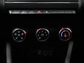 Renault Clio thumbnail 34