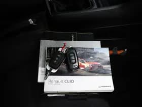 Renault Clio thumbnail 43