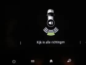Renault Clio thumbnail 6
