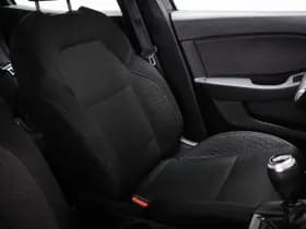 Renault Clio thumbnail 8