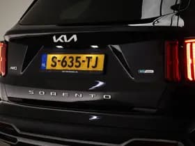 Kia Sorento thumbnail 24