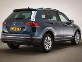 Volkswagen Tiguan thumbnail 2