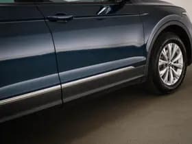 Volkswagen Tiguan thumbnail 24