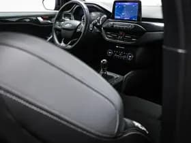 Ford Focus thumbnail 15