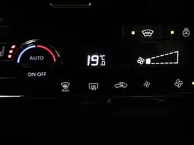 Nissan Qashqai thumbnail 6