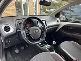 Toyota Aygo thumbnail 4