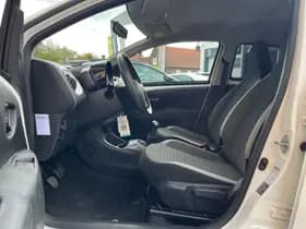 Toyota Aygo thumbnail 35