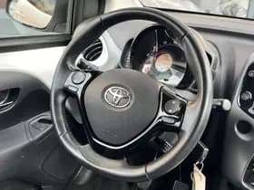 Toyota Aygo thumbnail 45