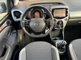 Toyota Aygo thumbnail 24