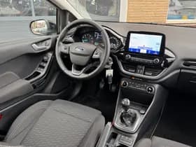 Ford Fiesta thumbnail 4