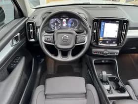 Volvo XC40 thumbnail 17