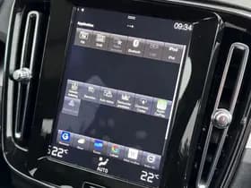 Volvo XC40 thumbnail 40