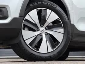 Volvo XC40 thumbnail 8