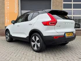 Volvo XC40 thumbnail 9