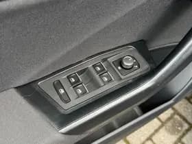 Volkswagen T-Roc thumbnail 25