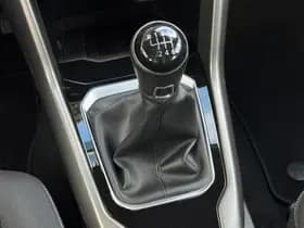 Volkswagen T-Roc thumbnail 35