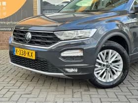 Volkswagen T-Roc thumbnail 36
