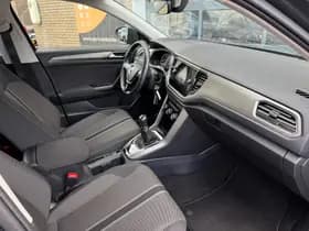 Volkswagen T-Roc thumbnail 42