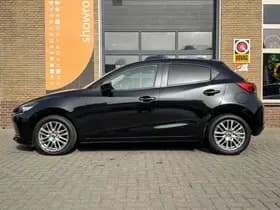 Mazda 2 thumbnail 5