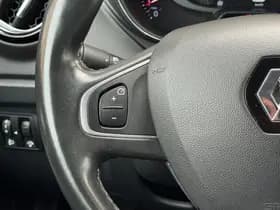 Renault Captur thumbnail 30