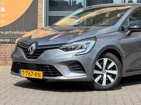 Renault Clio thumbnail 3