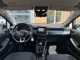 Renault Clio thumbnail 27