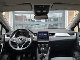 Renault Captur thumbnail 3