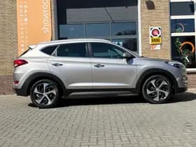 Hyundai Tucson thumbnail 4