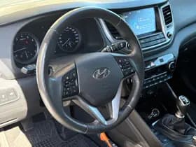 Hyundai Tucson thumbnail 10