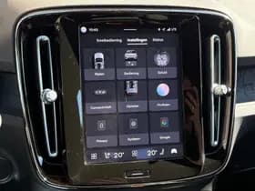 Volvo XC40 thumbnail 22