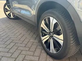 Volvo XC40 thumbnail 42