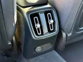 Volvo XC40 thumbnail 50