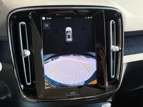 Volvo XC40 thumbnail 8