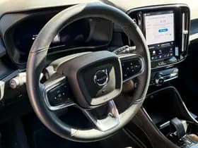 Volvo XC40 thumbnail 9