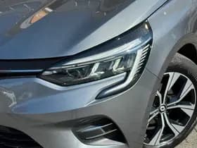 Renault Clio thumbnail 12