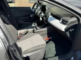 Renault Clio thumbnail 24