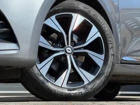 Renault Clio thumbnail 6