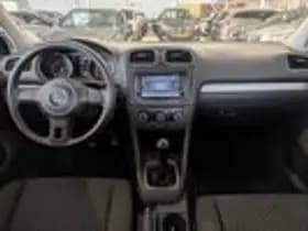 Volkswagen Golf thumbnail 9