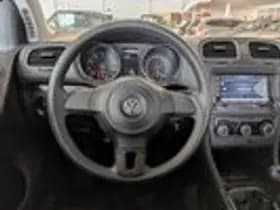 Volkswagen Golf thumbnail 10