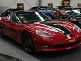 Chevrolet Corvette thumbnail 2