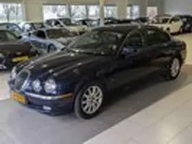 Jaguar S-Type thumbnail 2