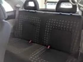 Volkswagen Beetle thumbnail 7