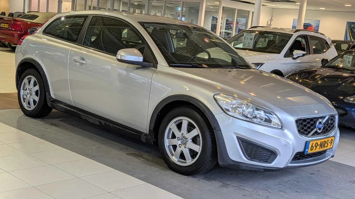 Volvo C30 — foto 1