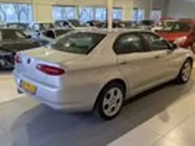 Alfa Romeo 166 thumbnail 4