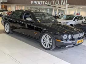 Jaguar XJR