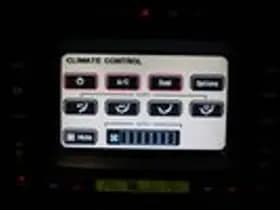 Jaguar XJR thumbnail 13