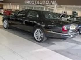 Jaguar XJR thumbnail 3